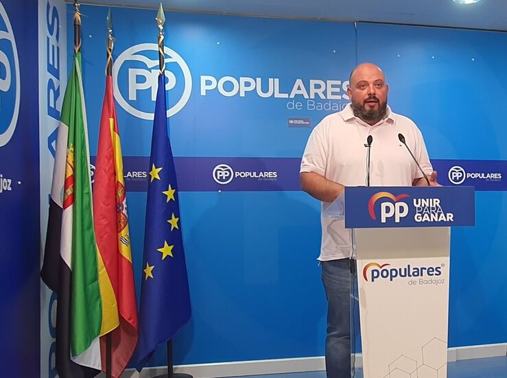 PP provincial Badajoz inicia campaa para explicar iniciativas para bajar recibo de la luz