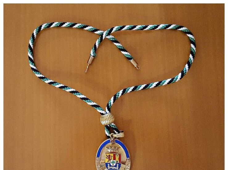 Ayuntamiento Talarrubias pide la Medalla de Extremadura para el grupo musical Los Cabales