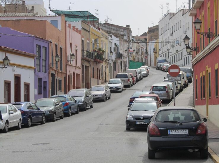 La edad media del parque automovilstico de Extremadura se sita en los 133 aos