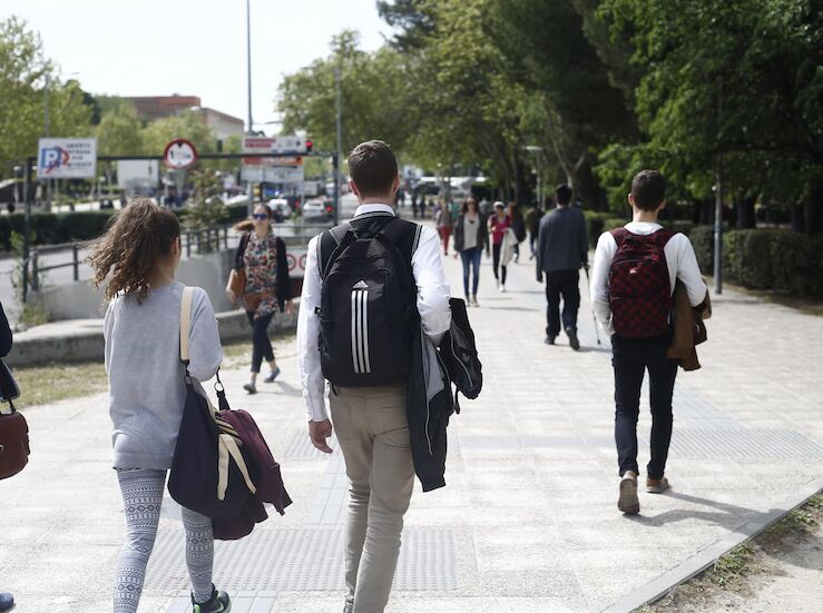 Aprobada partida de 800000 euros a las becas complementarias para estudios universitarios