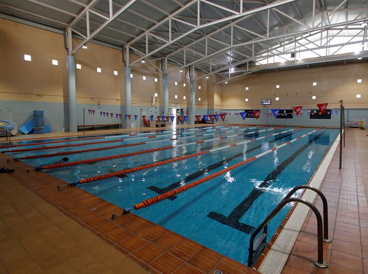 Ayuntamiento Cceres licita por 371000 euros redaccin de proyecto de piscina climatizada