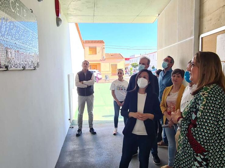 Consejera Educacin visita nuevo colegio de Infantil y Primaria Zurbarn en Ruecas