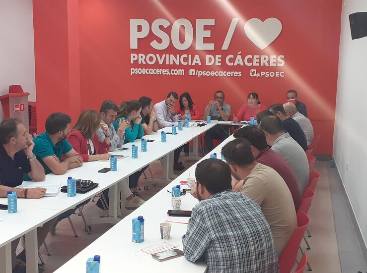 PSOE provincial de Cceres destaca que Extremadura tiene ahora 40000 parados menos