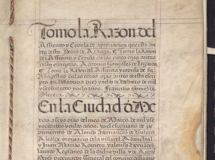 El Archivo Provincial entrega un documento restaurado de 1608 al Ayuntamiento de Aceuchal