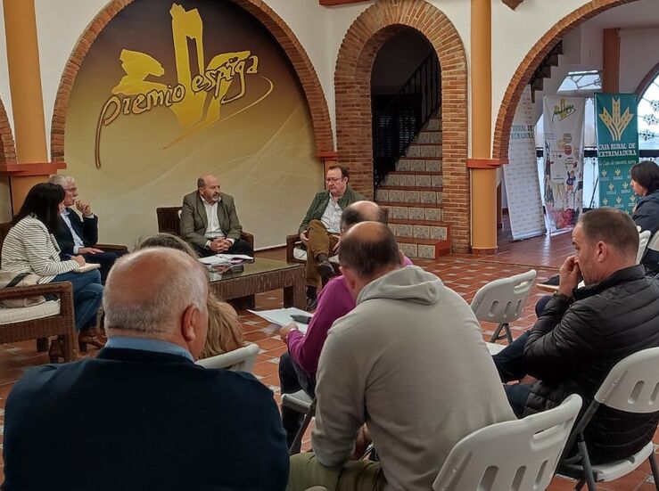 La Junta trabaja en un proyecto de plantacin de camo en Extremadura