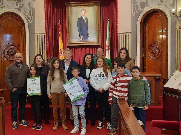 Colegios de Las Vaguadas y Valdebtoa de Badajoz reciben acreditacin del Programa STARS