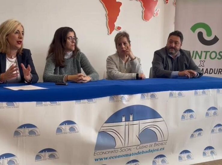 Juntos X Extremadura celebra desayuno solidario por el Economato Social Ciudad de Badajoz