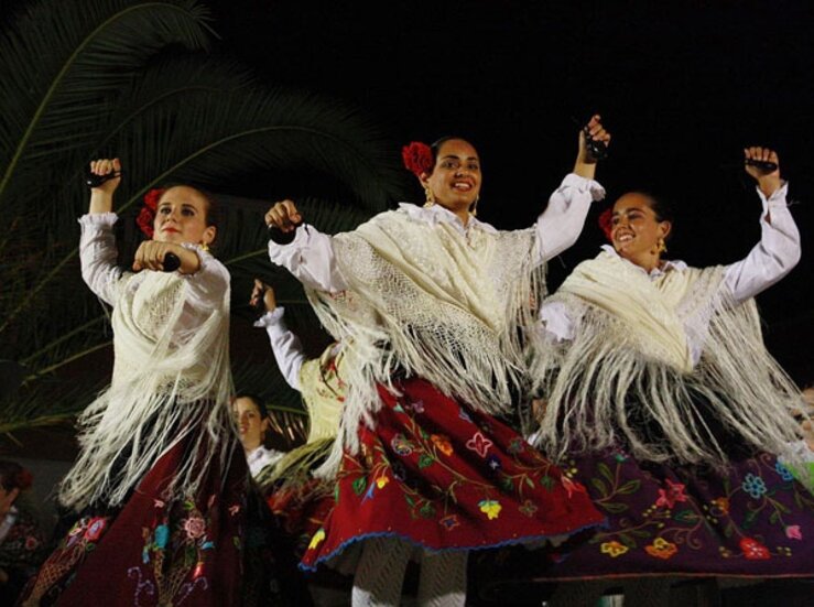 Diputacin de Badajoz destina 643600 euros para cultura y fiestas populares