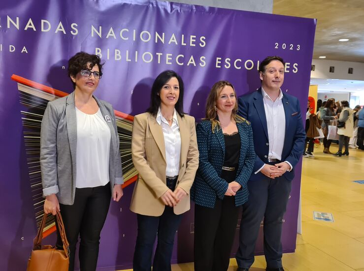 Gutirrez destaca la apuesta de la Junta de Extremadura por las bibliotecas escolares