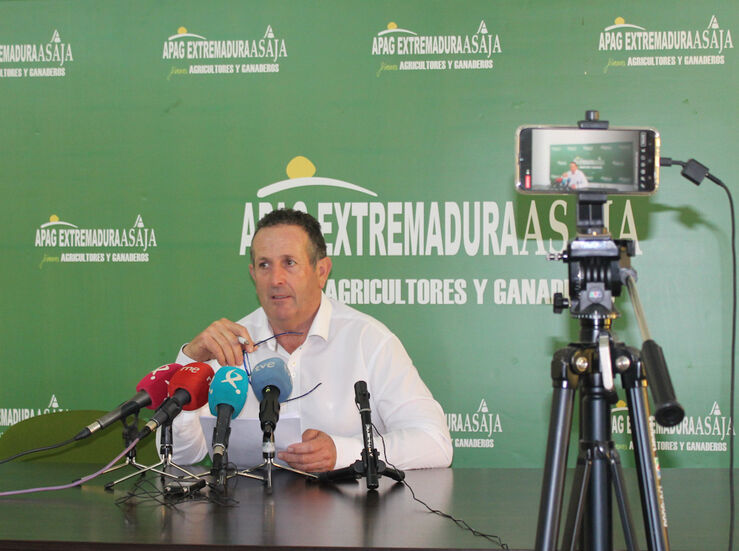 Apag Extremadura Asaja valora de muy insuficiente el decreto de ayudas por la sequa