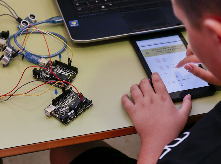 UEx implantar Msters en Informtica Industrial y Robtica y en Comercio Internacional