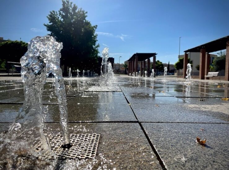 En Cceres la fuente en Casa PlataMaltravieso vuelve a funcionar tras 6 meses estropeada