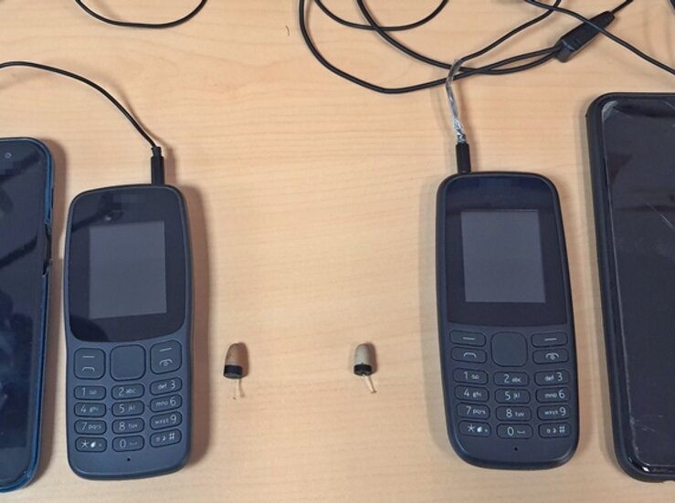 Sorprendido un vecino de Badajoz usando medios tecnolgicos prohibidos en examen conducir