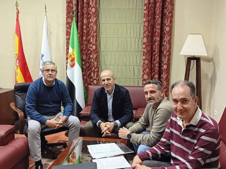 Aspremetal y CSIF firman nuevo convenio colectivo Comercio Metal de provincia de Badajoz
