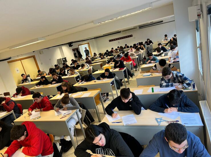 30 estudiantes 2 ESO en la Olimpiada Matemtica Alevn de Extremadura en Alcntara