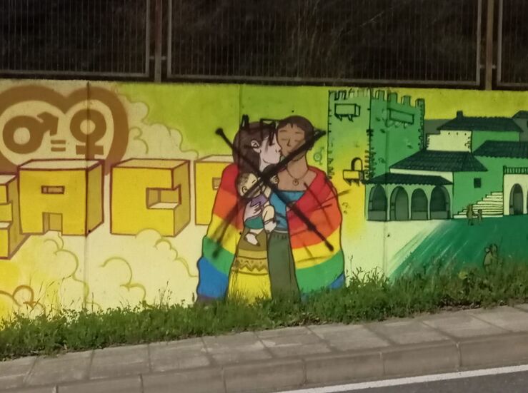 El mural LGTBI del barrio de Los Castellanos de Cceres sufre su tercer acto de vandalismo