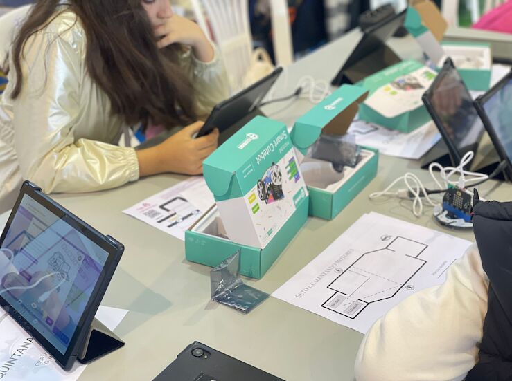 Proyecto CEIP Lope de Vega Badajoz fomenta con robtica empata con nios hospitalizados