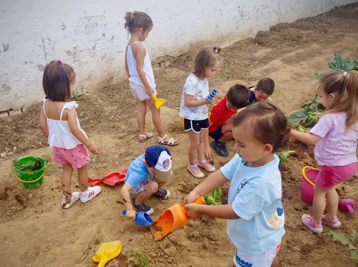 158 nios participan en las ludotecas rurales de las pedanas de Badajoz