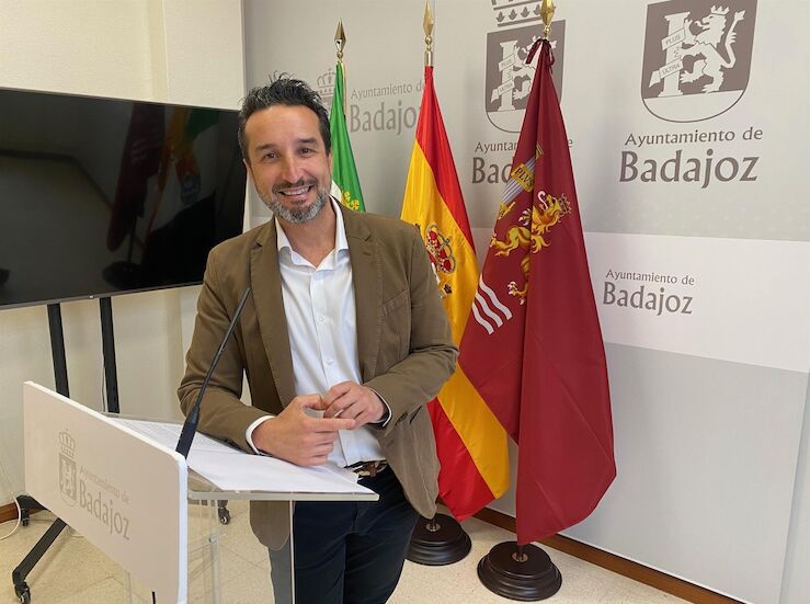 PSOE pide al ayuntamiento que invite a adjudicataria del bus a hacer pruebas sin conductor