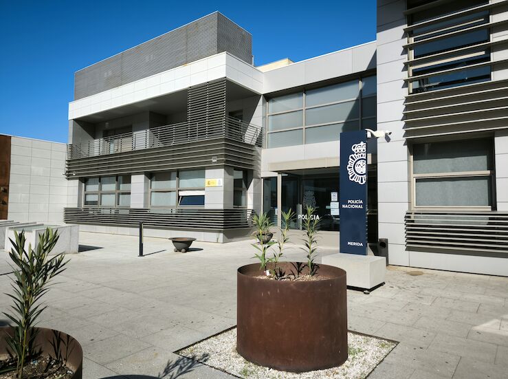Dos detenidas en Mrida por hurtar perfumes en una tienda de Almendralejo