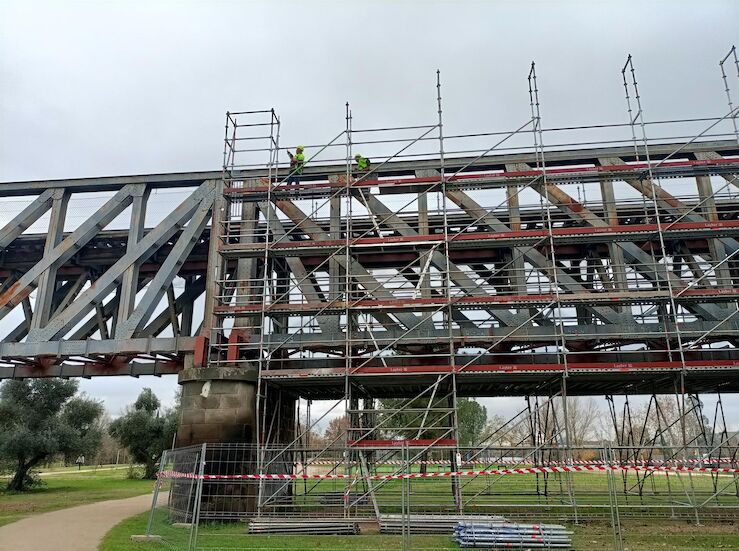 Obras en el puente metlico de Mrida obligarn a transportar en bus a pasajeros de trenes