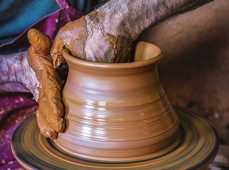 Un festival en Villanueva de la Serena busca dar visibilidad al trabajo de los artesanos