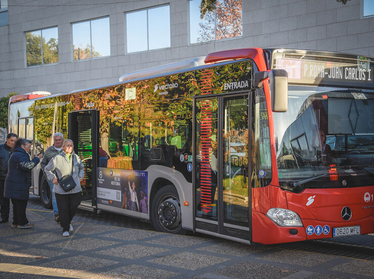 Los autobuses urbanos en Mrida vuelven a circular por la avenida de Extremadura 