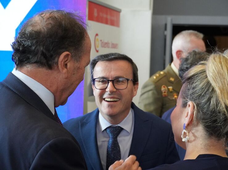 Gallardo anima a jvenes participantes en Talent Day a tomar las riendas de su destino