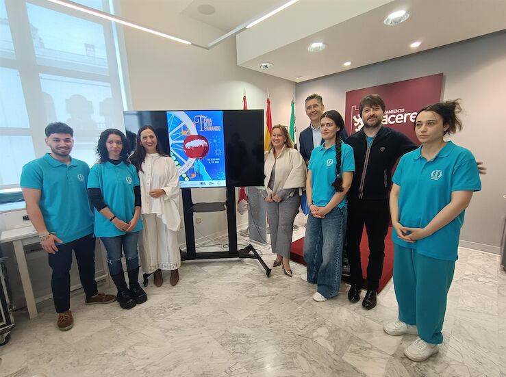 El alumnado de la UP de Cceres disea el cartel de las Ferias de San Fernando