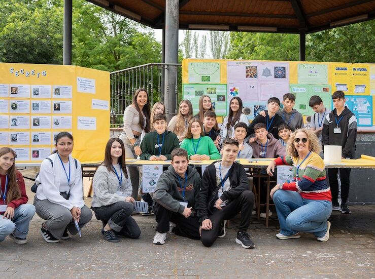 2000 estudiantes extremeos reunidos en torno a las matemticas en Mrida