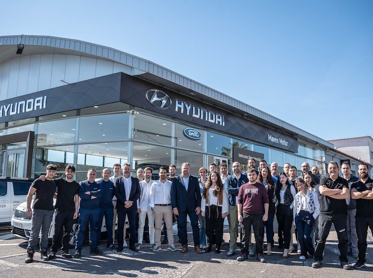 El alcalde visita el Grupo Maven e Hijos con ms de 30 trabajadores en Mrida