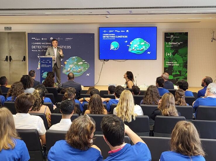 Estudiantes IES Zurbarn de Badajoz ganan I Cumbre Nacional de Detectives Climticos