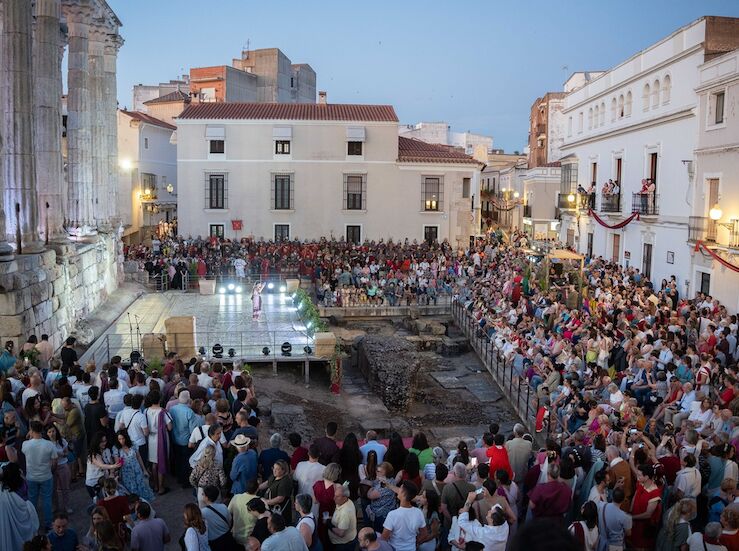 Emerita Lvdica registra ms de 150000 participantes e impacto econmico de 10 millones