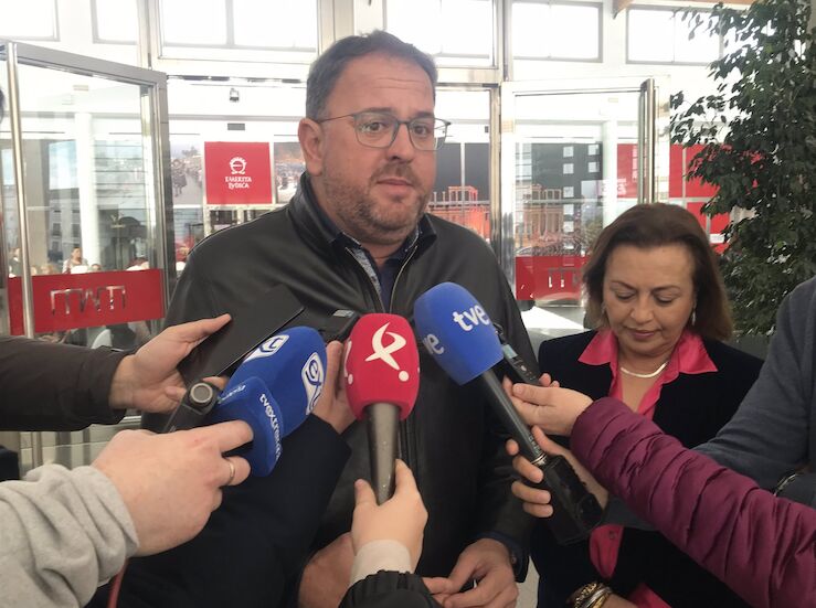 Osuna niega que haya paralizado demolicin de una vivienda en suelo rstico de su hermano