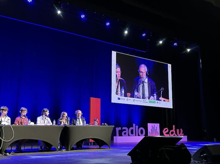 Junta alaba implicacin de docentes y alumnado en el crecimiento del programa RadioEdu