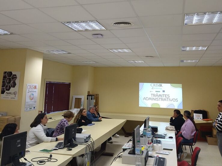 Taller Programa Crisol en Mrida que facilita acceso a trmites administrativos cotidianos