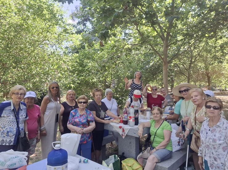 El programa Lazos de Mrida visita Proserpina en una jornada de convivencia 