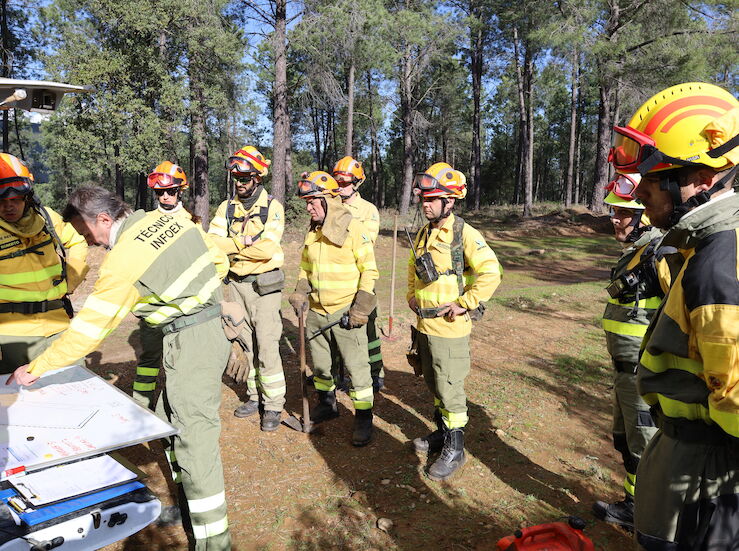 Amplio dispositivo del Plan Infoex en poca de peligro alto para actuar contra el fuego