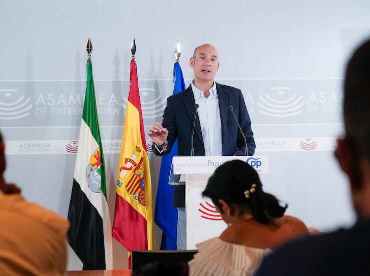 El PP insiste en que si Gallardo tuviese decencia debera irse de la Asamblea