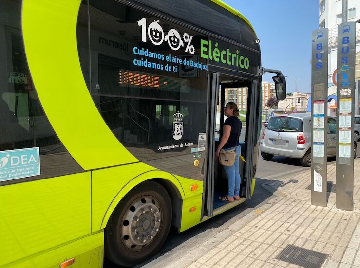 PSOE Badajoz propone servicio especial bus nocturno entre los poblados en ferias y fiestas