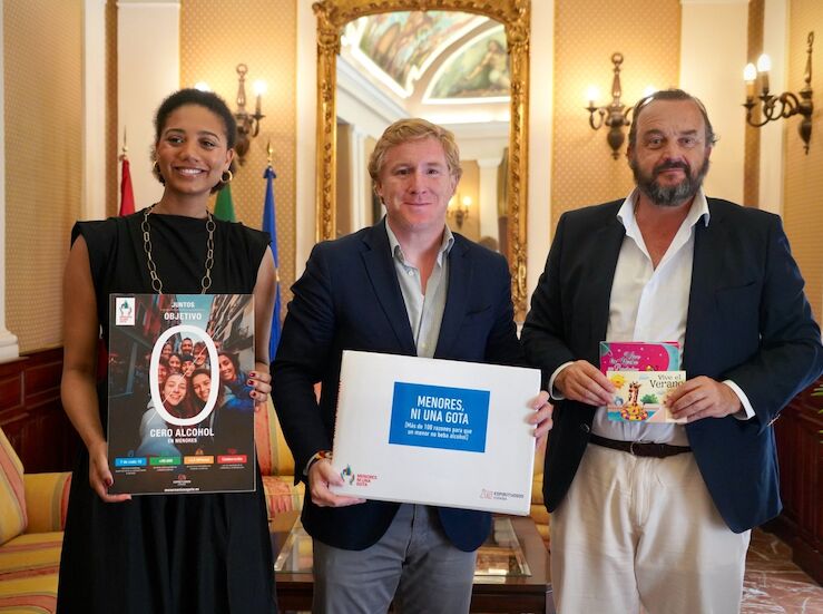Ayuntamiento Badajoz y Espirituosos Espaa previenen el consumo de alcohol en menores 