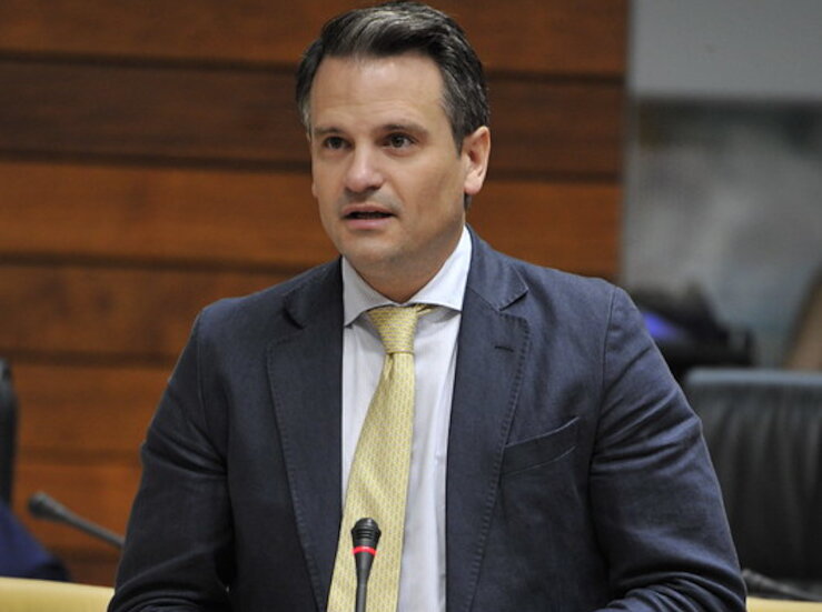 Junta est de acuerdo con reformar el Estatuto para eliminar el aforamiento de diputados