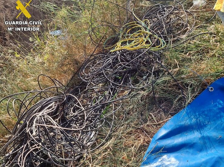 Dos detenidos por el robo del cableado pblico de Villalba de los Barros