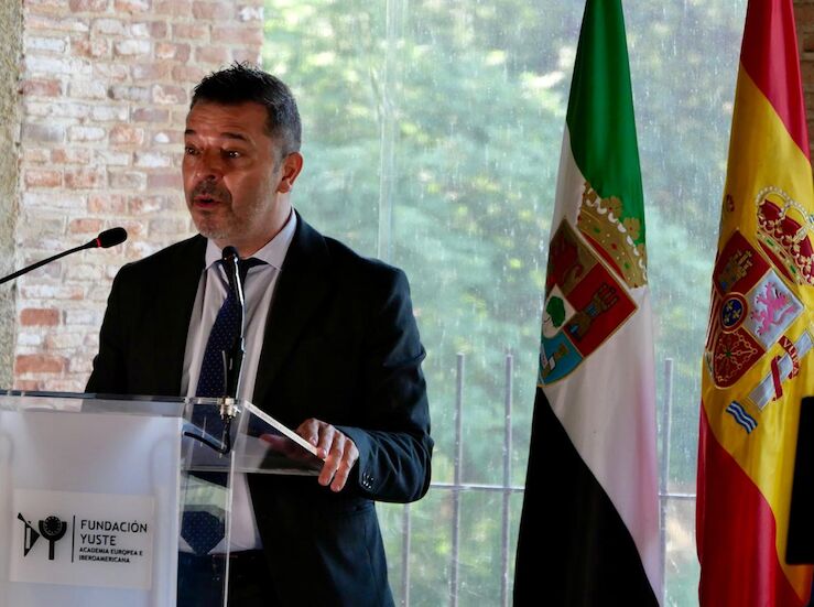 Junta exige el valor de Transicin espaola como ejemplo sabidura poltica y generosidad