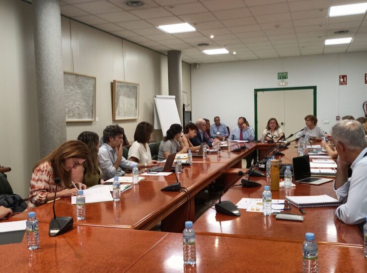 La Junta intensifica su compromiso en la lucha contra la despoblacin con ms de 958M