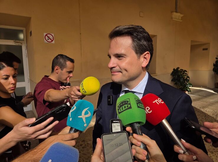 Junta aportar a piscina margen derecha porcentaje que Ayuntamiento de Badajoz necesite 