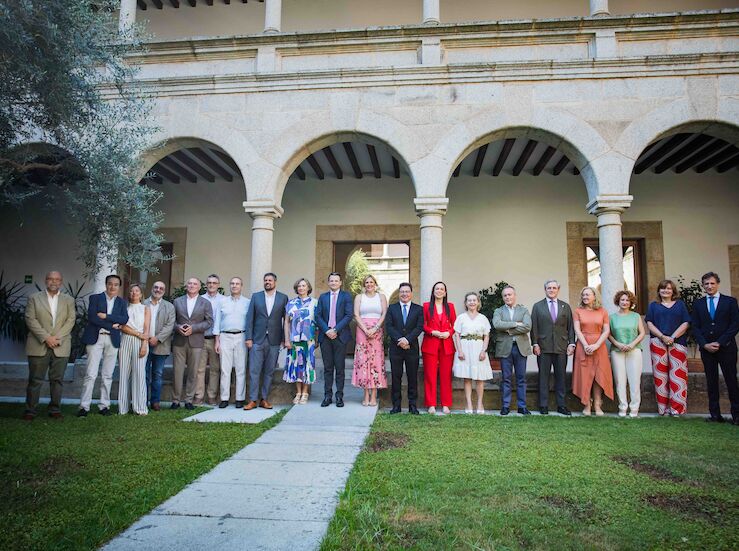 Abel Bautista reafirma el compromiso de la Junta de Extremadura con las polticas sociales