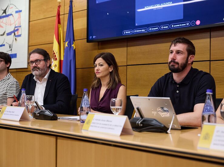 El Gobierno comenzar el 28 de agosto con traslado a CCAA de hasta 3975 menores migrantes