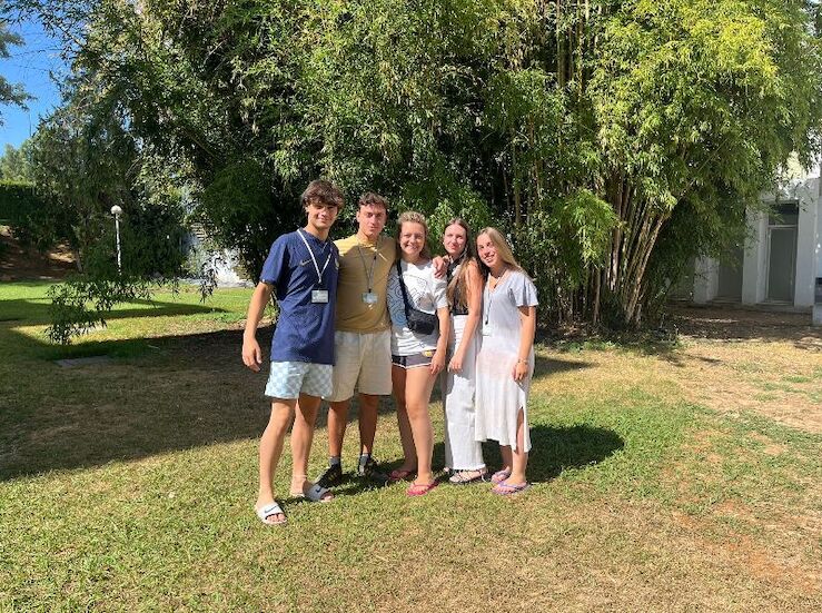 Siete residentes de la Rucab de Badajoz colaboran en el campamento Respiro Familiar