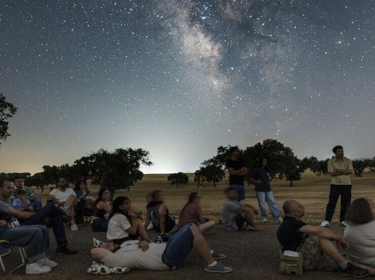 I Star Party de la finca La Cocosa de la Diputacin de Badajoz atrae a 300 personas